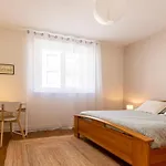 Le Rollin Cosy LOVELY - CONFORT- RELAX - CENTRE VILLE - PARKING FREE- 6 Voyageurs